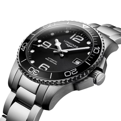 longines HydroConquest 39mm - Black on Bracelet