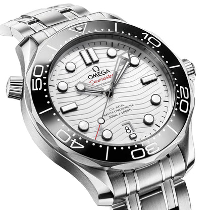 OMEGA Seamaster Diver 300M 42mm - White on Bracelet