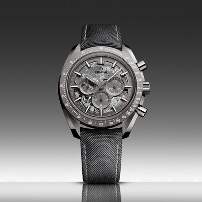 OMEGA Speedmaster Grey Side of the Moon Grey Ceramic 44.25mm - Grey on Fabric Strap